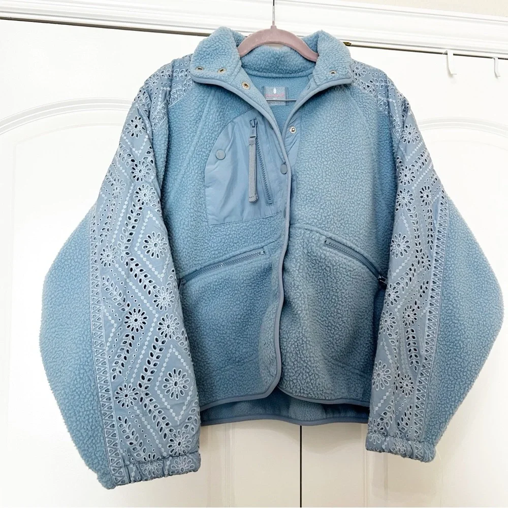 NWT Free People Hit The Slopes Fleece Eyelet Jacket Stone Washed Blue - Picture 4 of 6